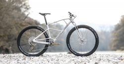 Компания Canyon распечатала на 3D-принтере прототип экологичного горного велосипеда 