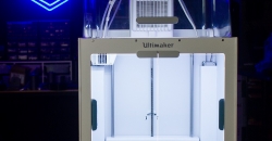 MATTERHACKERS заключили контракт с NAVAIR на 5 млн долларов на поставку 3D-принтеров ULTIMAKER для американских военных