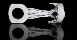 Технология керамической 3D-печати XJet используется для производства поршня двигателя ультракара